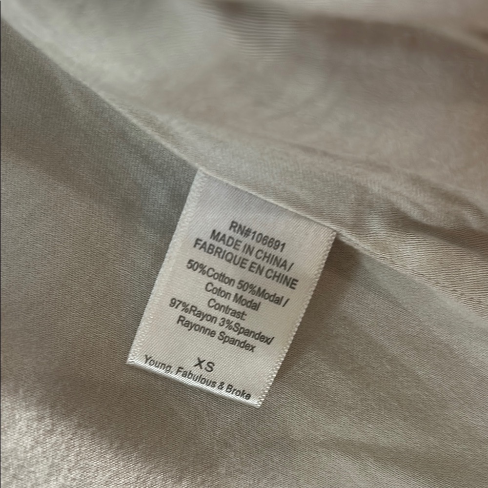 Elegant Cream Women's Jacket - Picture 6 of 7